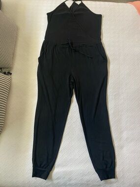 Black Women's Jumpsuit - Classic Sleeveless Style